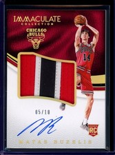 2024-25 Panini Immaculate Rookie Patch Autograph Matas Buzelis Gold /10 RPA