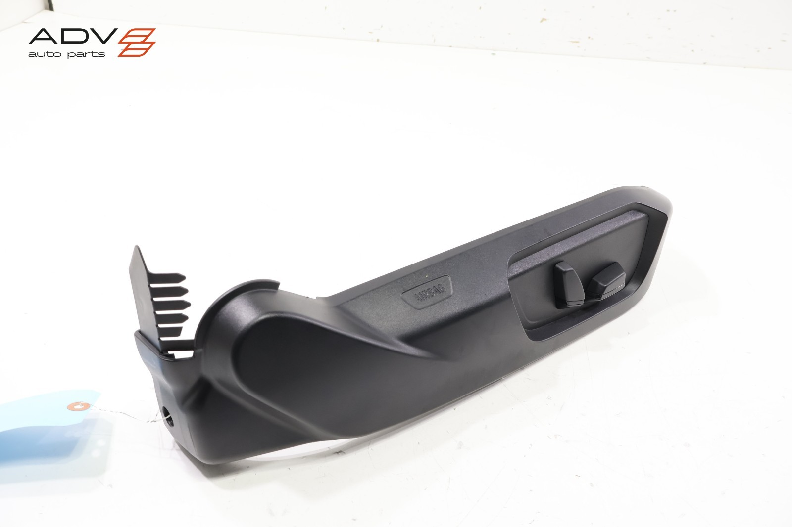 2014 - 2020 BMW i8 I12 COUPE RIGHT SEAT OUTER SWITCH & COVER TRIM PANEL OEM