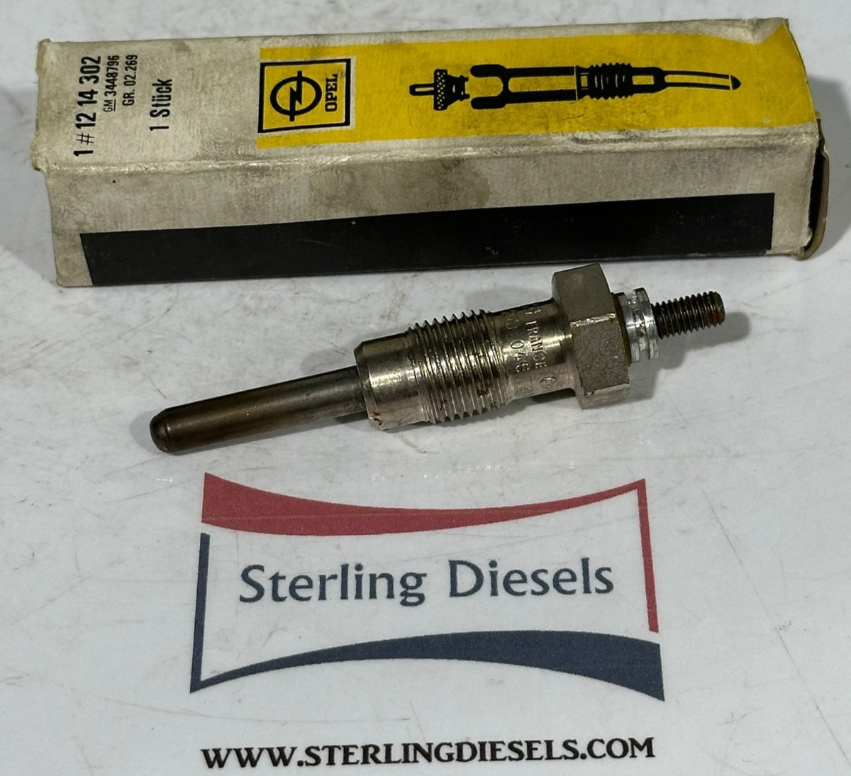 Genuine Opel 0250200054 Glow plug fits Fiat Alfa Romeo Peugeot Opel
