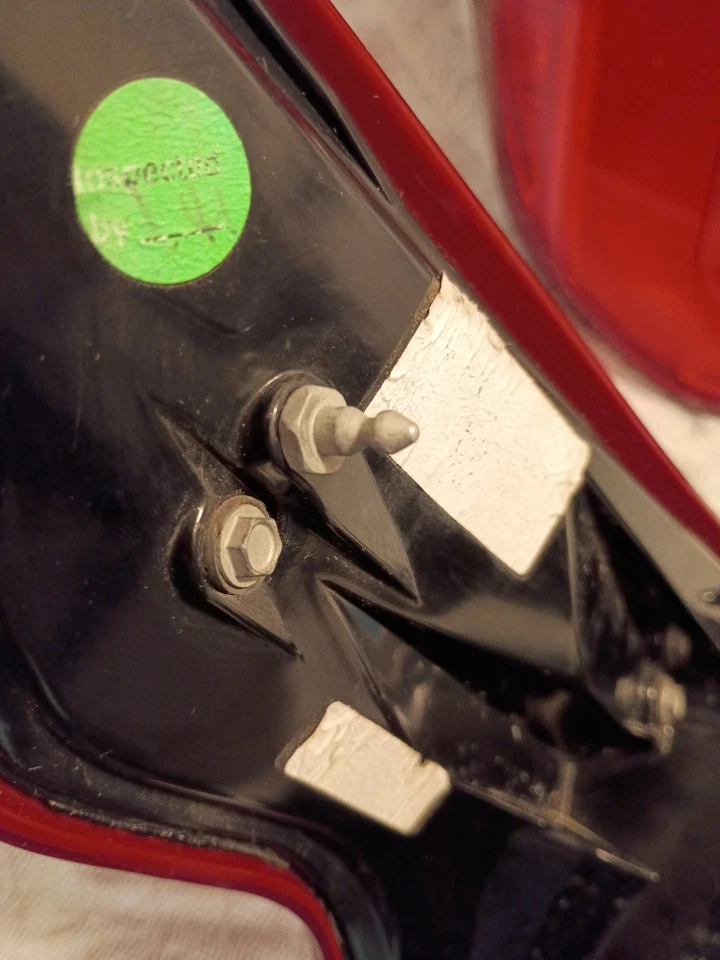 Par de luces traseras halógenas LED 2020-2024 Ford Explorer OEM, Foto 2 de 4