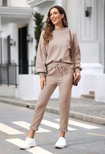 Women's 2 Piece Outfits Long Sleeve Pullover Sweatshirt Jogger Pants Sweatsuit