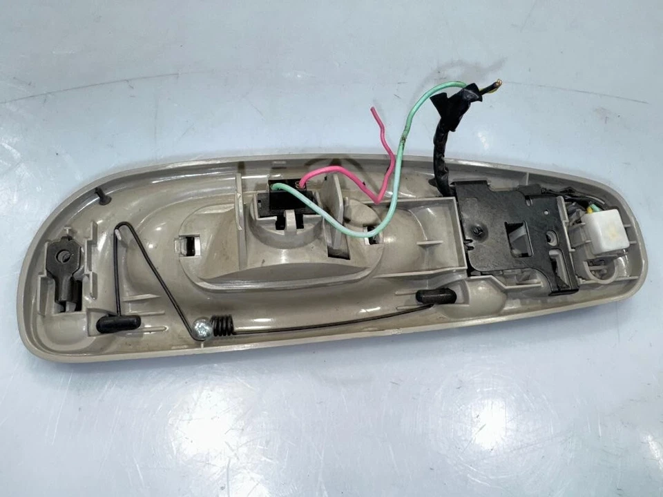 Dodge Intrepid 1998-2004 agarre superior mango mapa luz V98587 LH FABRICANTE DE EQUIPOS ORIGINALES PIEZA USADA Foto 3 de 4