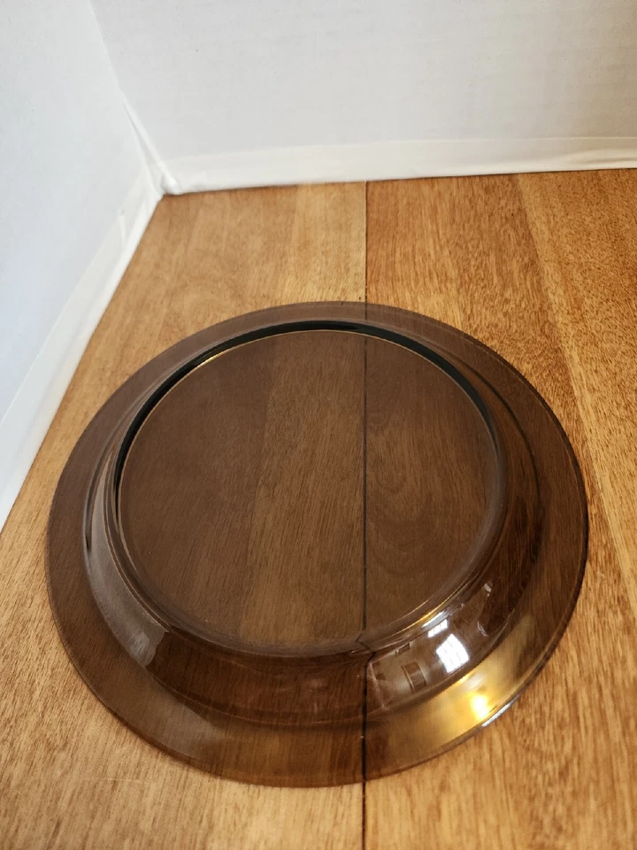 Plato de vidrio marrón ahumado Vereco de 7-5/16 pulgadas Foto 4 de 4