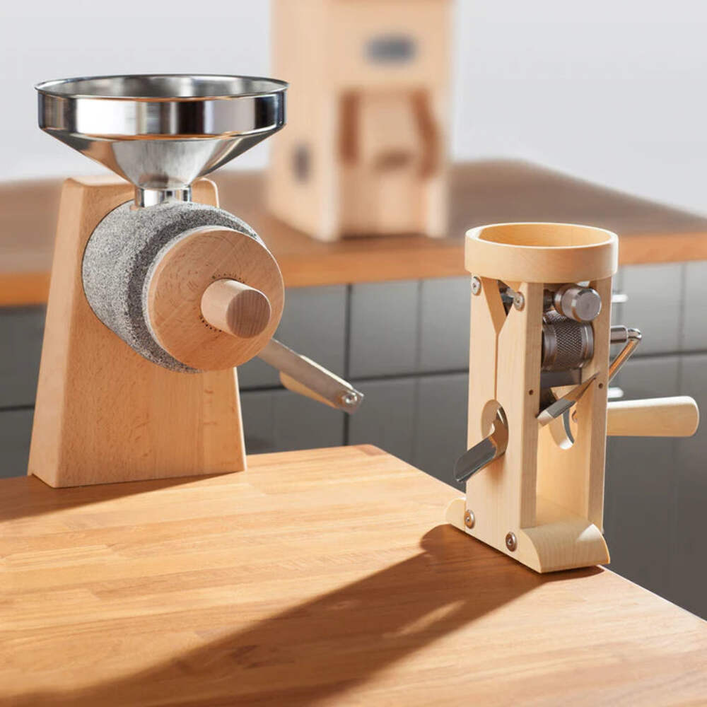 Schnitzer Grain Mill COUNTRY | eBay