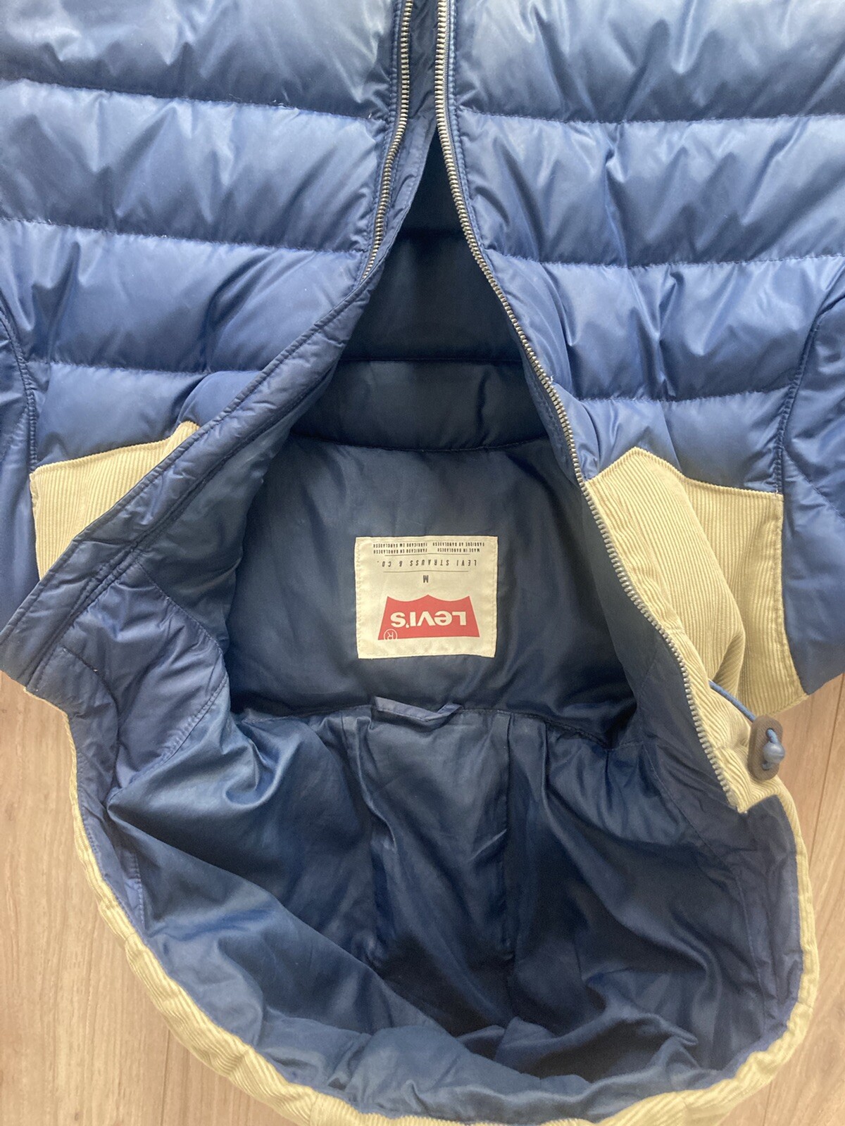 LEVIS Down Filled Quilted Jacket Medium Winter Ou… - image 4