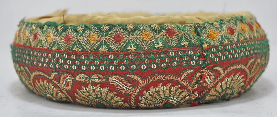 Antiguo soporte para maceta anillo redondo de tela original cuentas antiguas hechas a mano trabajo Foto 3 de 4