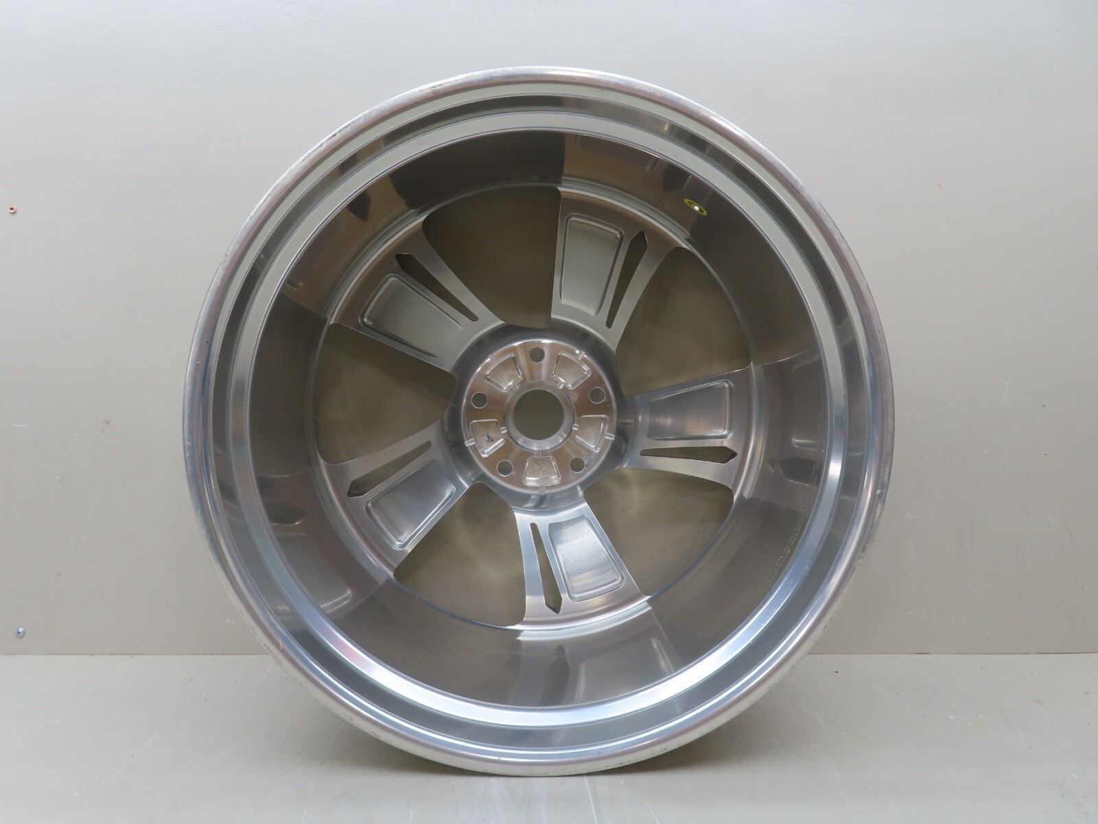 2016-2020 BENTLEY BENTAYGA SUV WHEEL RIM 5 SPOKE 22X10 ET28 22" OEM 36A601025