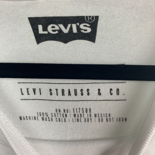 Levi's T-Shirt White Graphic Lettering Crewneck Short Sleeve Cotton Size L NEW - Picture 4 of 7