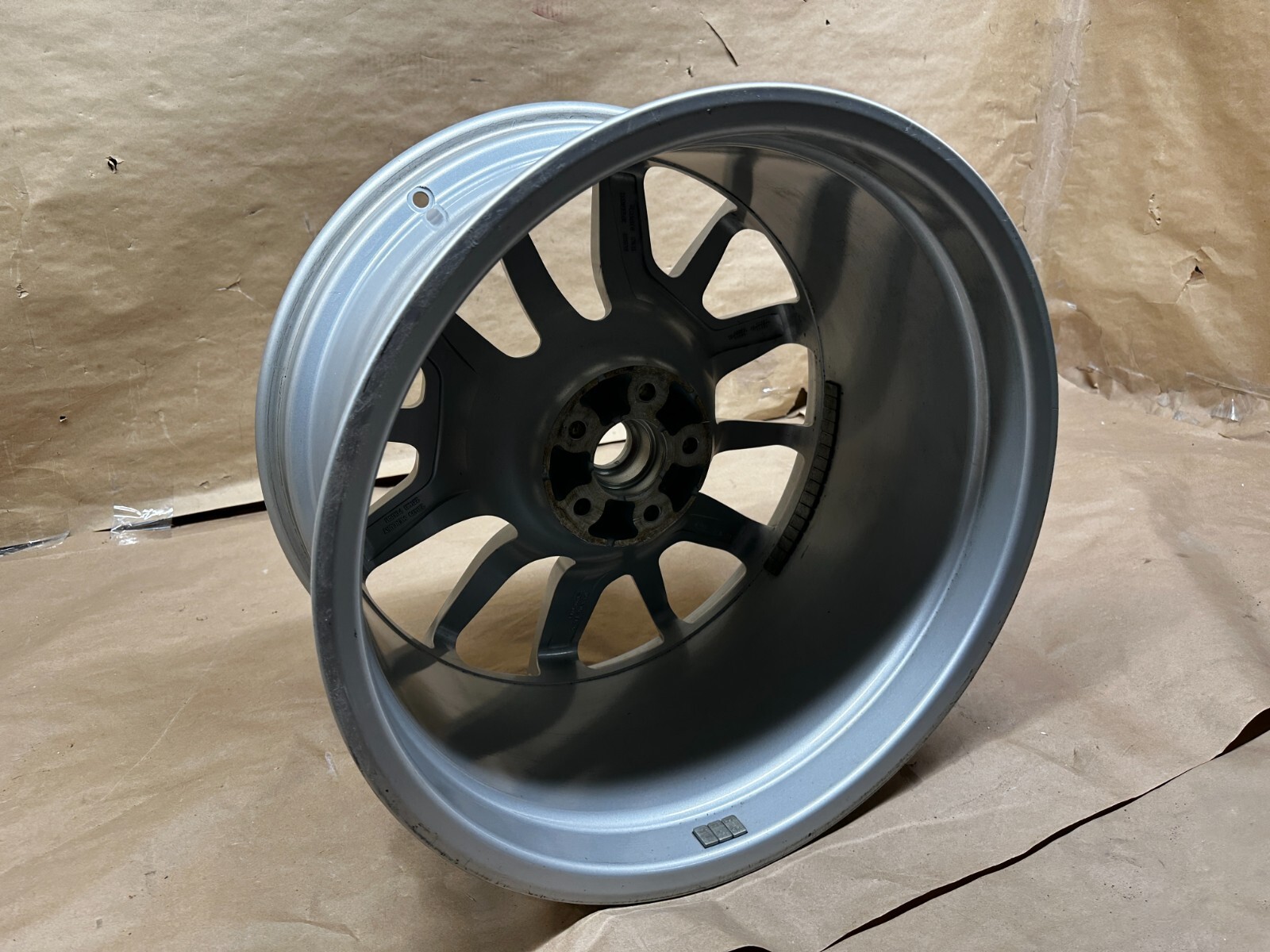 New Genuine Maserati GranTurismo 2008-2011 20" OEM Wheel Rim 10.5Jx20H2 ET37.5