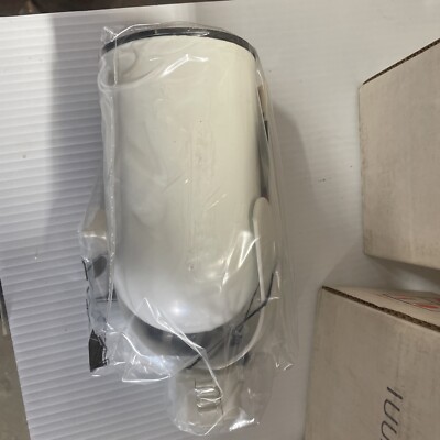 NEW T326-WH  Trac-Master Juno Cylinder Track Lighting Cap Spotlight