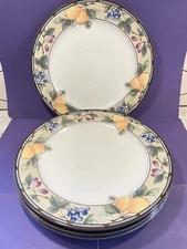 Mikasa Garden Harvest Pattern Set of Four (4) Dinner Plates 11"