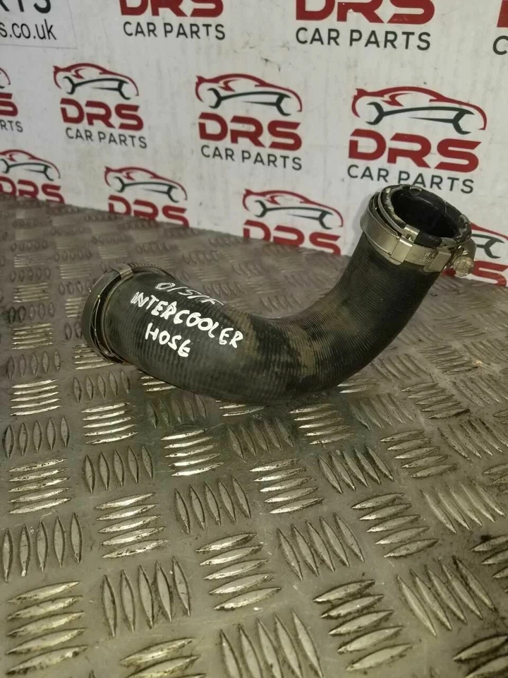 TUBO DE MANGUEIRA INTERCOOLER AUDI A4 OSF DRIVERS FRONT S LINE ESTATE 2.0T 2004 - 2009 - Imagem 3 de 4