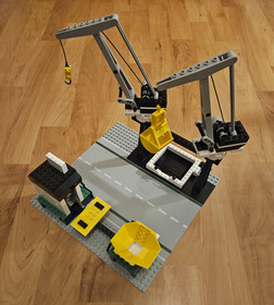 LEGO 4565 - Heavy Cargo Train 9V Railway Freight And Crane Railway - 100%