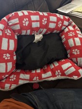 Red And blue 21x19 Dog Bed