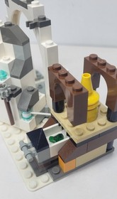 Lego Orient Expedition 7412 Yeti's Hideout - Incomplete/ Missing Pieces