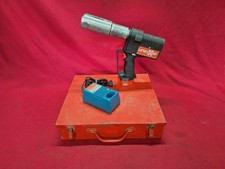 Unicor Akku Pressmaschine Presszange Presswerkzeug 