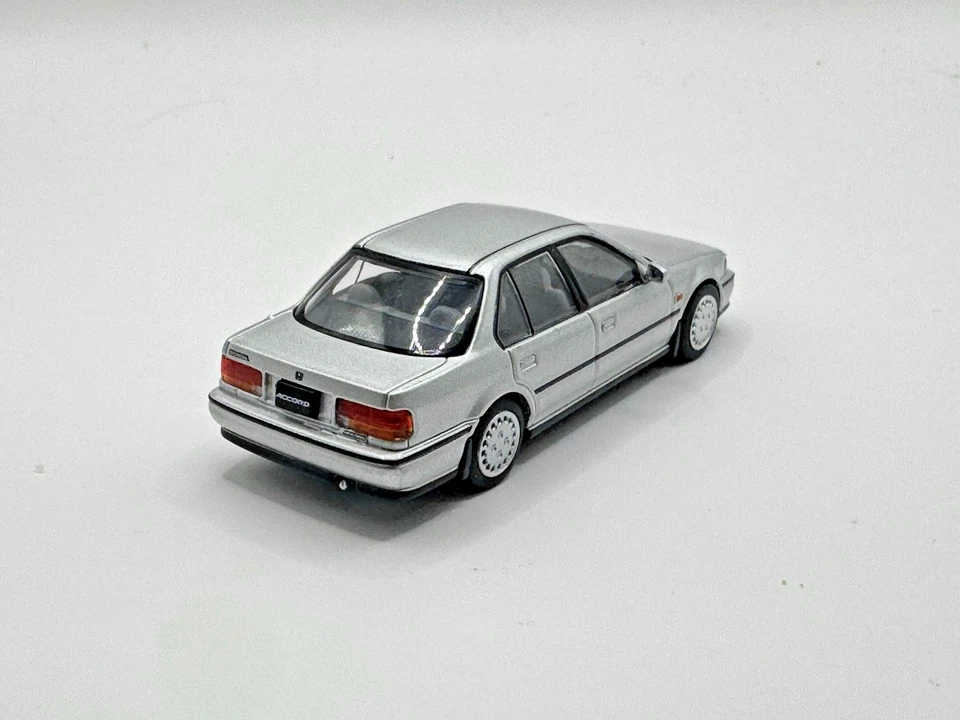 Carro de metal fundido XCARTOYS Y46-01 Honda Accord Gen 4 - 1:64 - Imagem 4 de 4