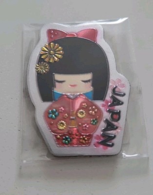JAPAN   Souvenir Magnet Kühlschrankmagnet PRINZESSIN KOKESHI Rot NEU & OVP 