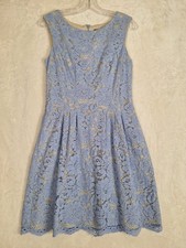 Vince Camuto Womens 6 Blue Floral Lace Fit Dress Cocktail Wedding Party Pintuck