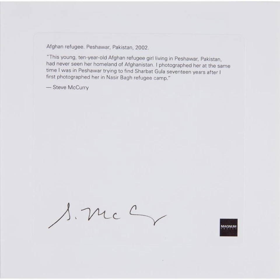 Steve McCurry 'Refugiado afgano. Peshawar. Pakistán.' Fotografía con impresión artística firmada Foto 2 de 4