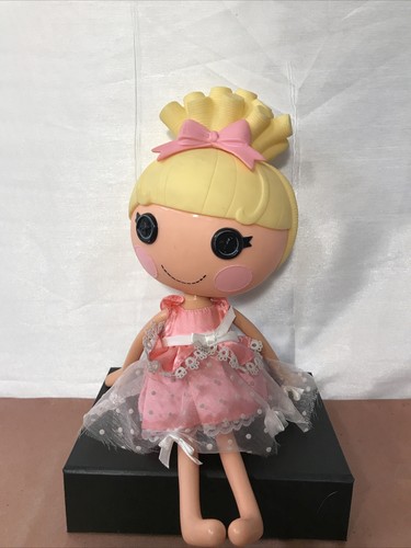 Lalaloopsy “Cinder Slippers” 12” Blonde Buttoned Eye Doll Figure.