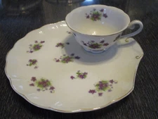 6 Vintage SWEET VIOLETS 8" Snack Luncheon Scalloped Plate Cup Set Lefton China!