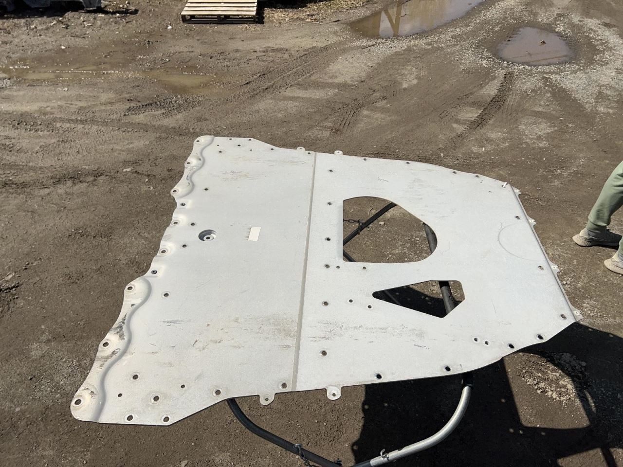 BMW i8 2014-2020 Rear Reinforcement plate