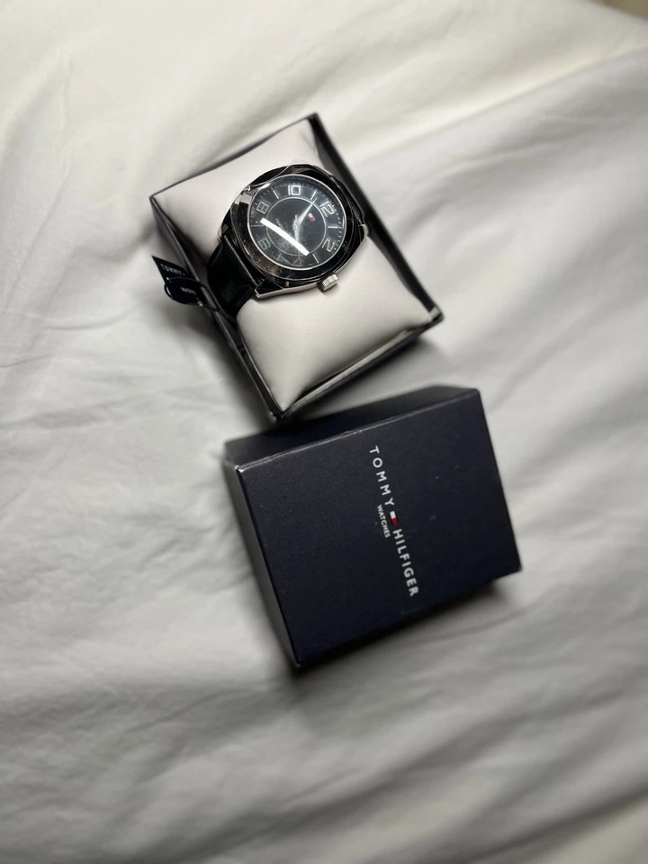 Tommy Hilfiger Men's Wristwatch - Image 2 of 4