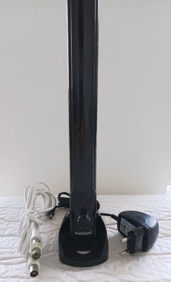Antenna Portatile Meliconi AD 38 ELEGANCE con alimentatore elettrico e cavo TV - Immagine 2 di 4