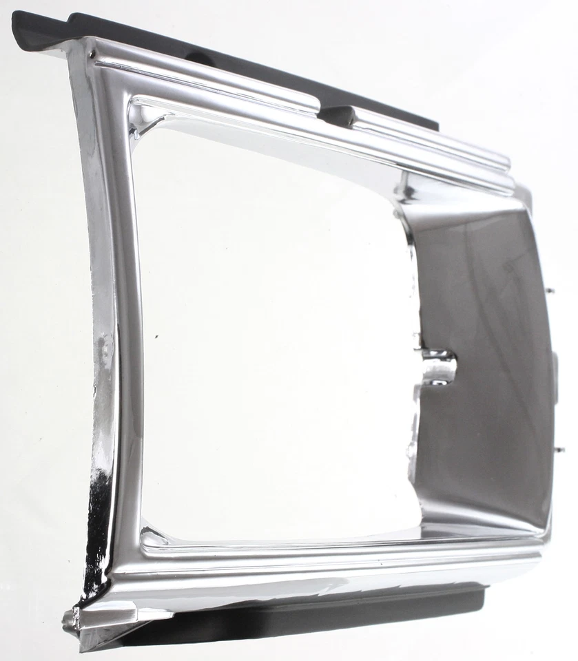 DRIVER HEAD LIGHT DOOR [BEZEL]; CHROME; MADE OF PLASTIC Foto 2 de 4