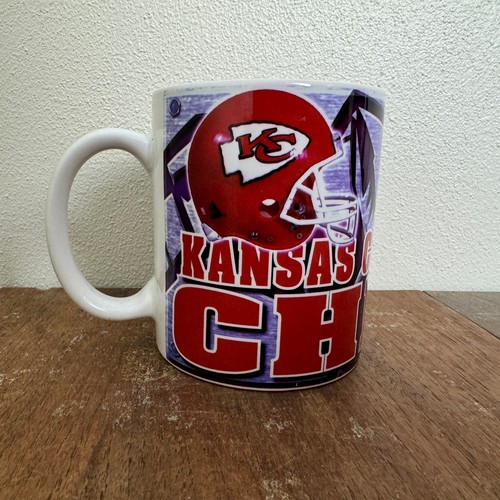 Vieille Tasse THERMOSERV Des Kansas City Chiefs – Logo Rouge Tout Texturé, 6,5 Cm De Haut – Pour Fans De Football !