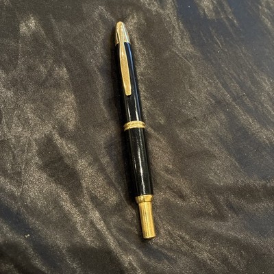 Vintage Pilot Capless Fountain Pen, Black & Gold, 14K Gold Nib Namiki