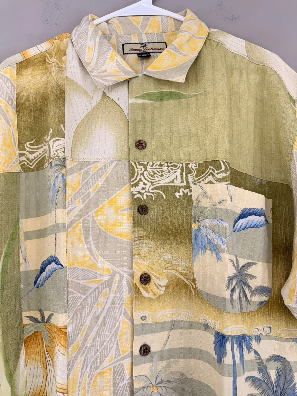 Tommy Bahama Silk Shirt Men’s Large Loop Collar Patchwork Hawaiian Tropical