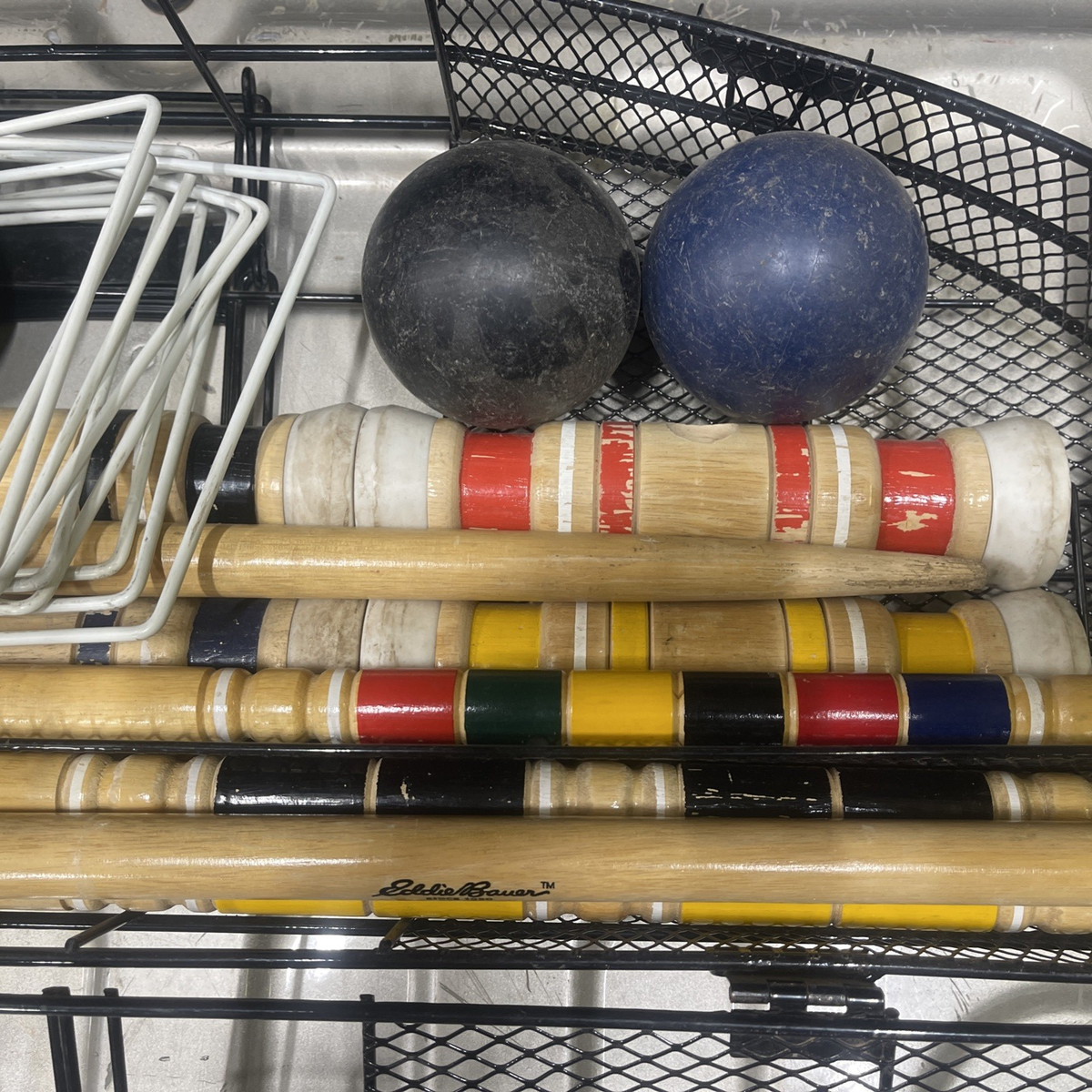 Eddie Bauer 5 Player Croquet Set Wooden Mallets Balls Wickets