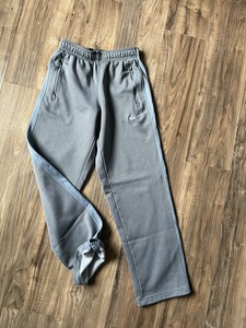 nike sweatpants with drawstring ankles