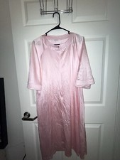 Vanity Fair Baby Pink Zip Up Nylon Full Length Housecoat Robe Night Gown pocket