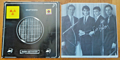 Kraftwerk   Radio-Aktivität (LP SIGNED KARL BARTOS on Insert) no HörZu on Label