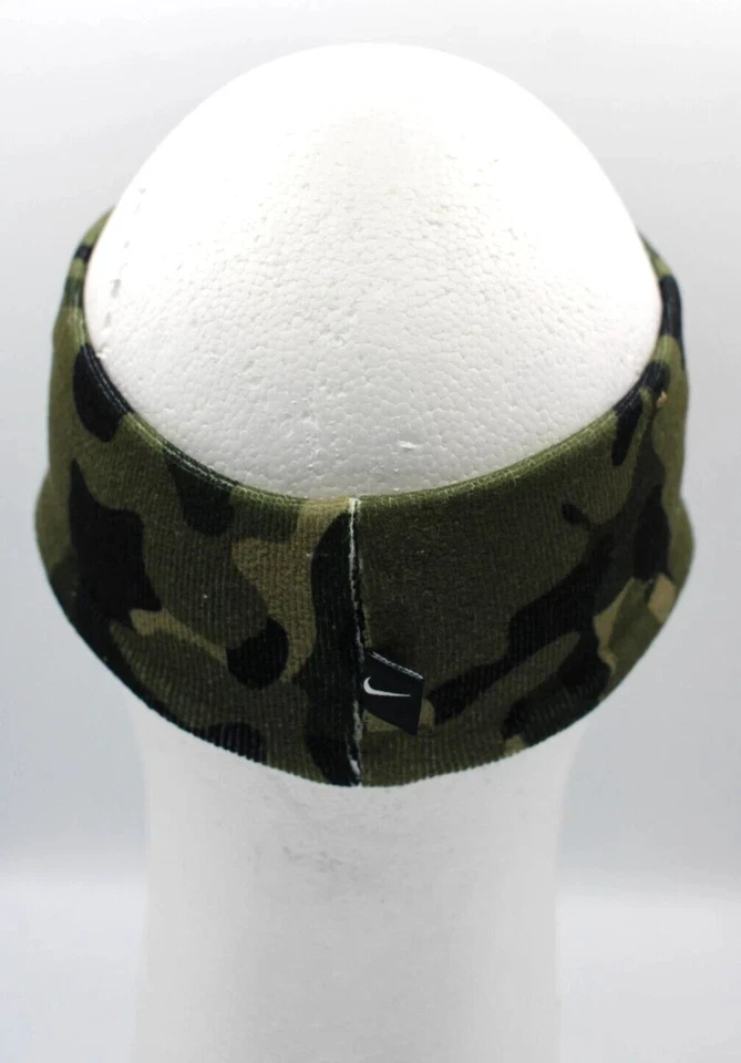 Nike Dri-Fit Diadema Adulto Atlética Oliva/Madera Sandalia/Blanco Foto 3 de 4