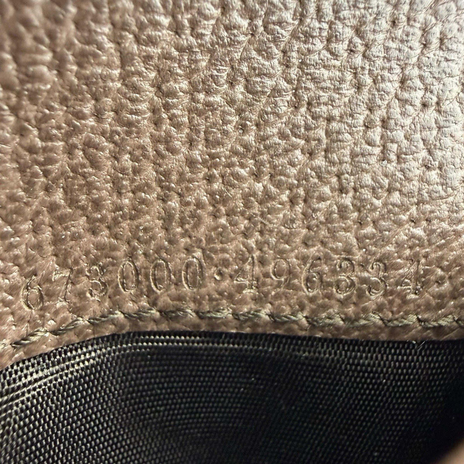 Gucci GG Supreme Monogram Tiger Bifold Wallet thumbnail 5