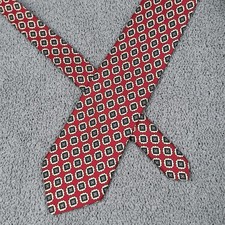 Brooks Brothers Makers Tie Red Silk Geometric Medallion Made in USA