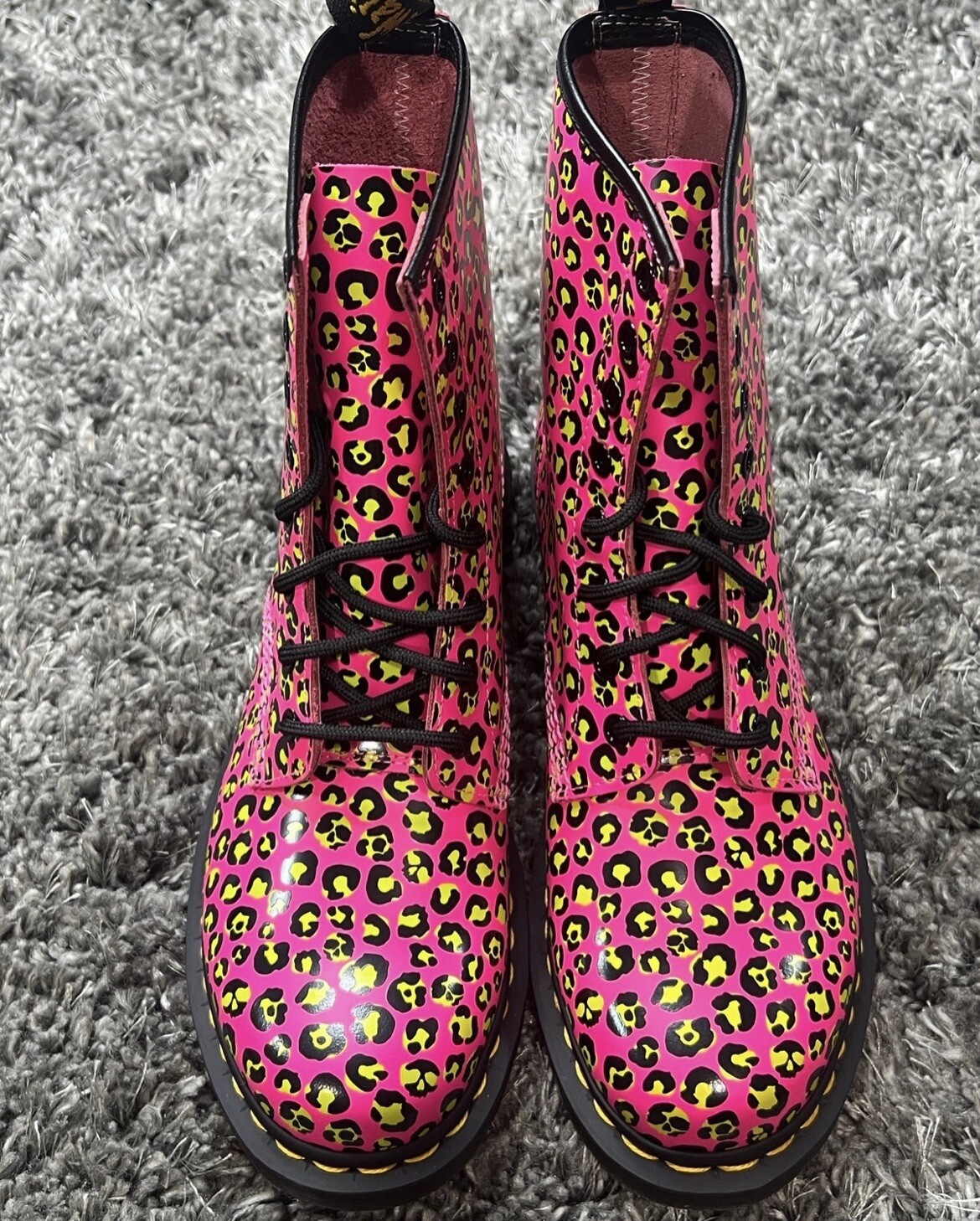Dr. Martens 1460 Loud Leopard Smooth Pink 27652682 Women's image 2