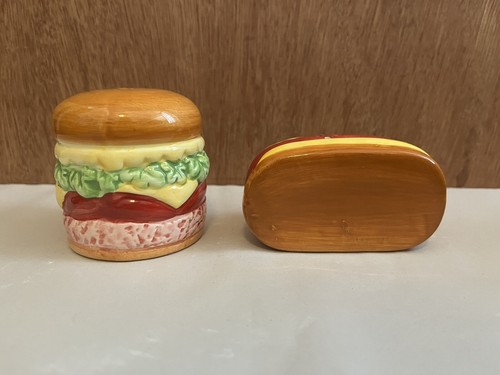 Hamburger & Hot Dog Novelty Ceramic Salt And Pepper Shakers - Picture 4 of 5