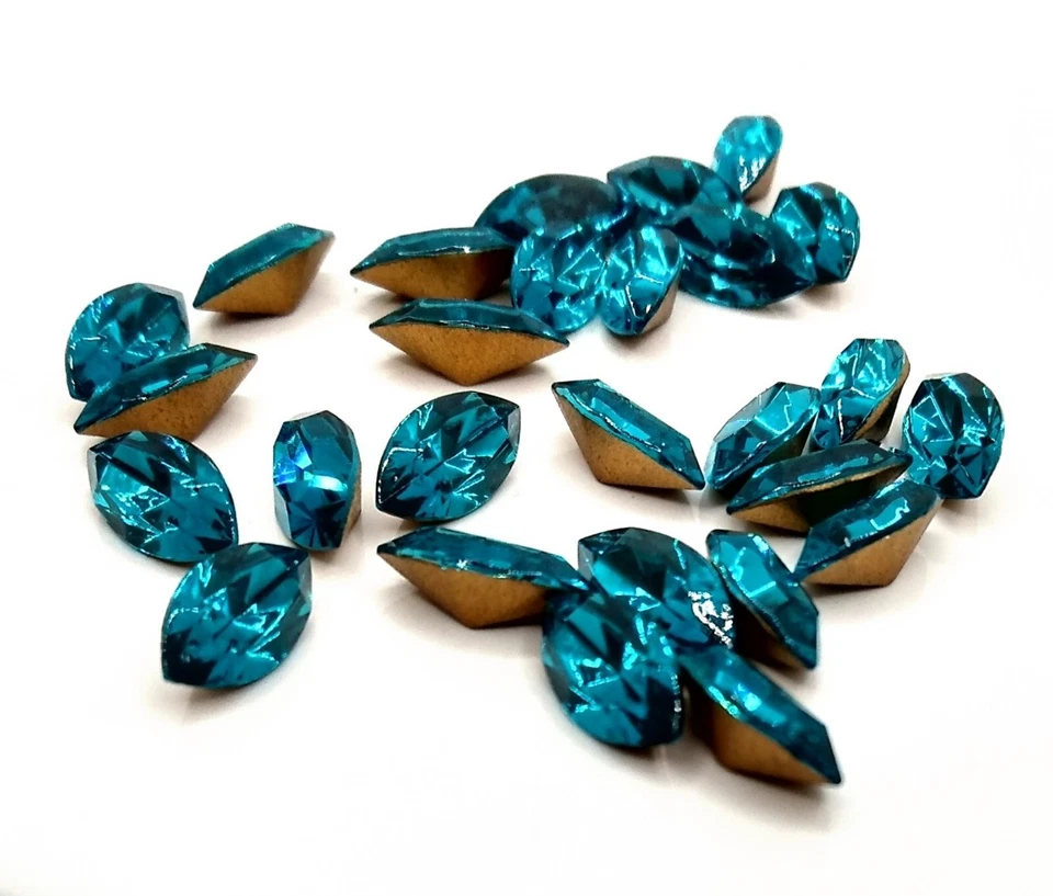 (25 piezas) Vintage Swarovski Cristal Austriaco AZUL CIRCONITA 10x5 Navette Foto 3 de 3