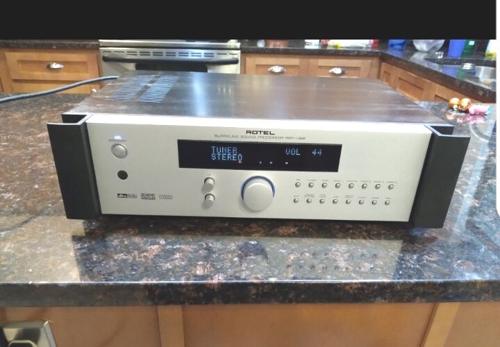 Rotel RSP1068 Surround Sound Processor MultiChannel Preamplifier No