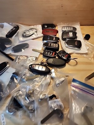 Lot Of 20 Smart Key Fob Remotes Mix  Reed Description 