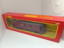 HORNBY R1151 CN CABOOSE OO GAUGE