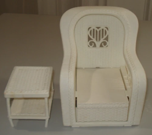 1983 Mattel Barbie Wicker Living Room Dream Furniture Chair and Table