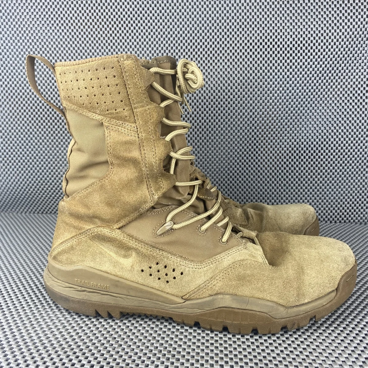 Preços baixos em Botas masculinas Nike SFB marrons | eBay