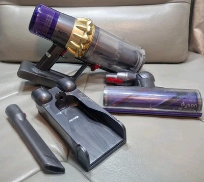 Dyson V11 Absolute