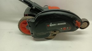 BLACK+DECKER LE750 12‑Amp Electric Lawn Edger Trencher  7.5" Blade  3‑Depth